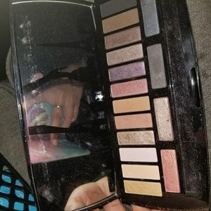 Barely used Lancome eyeshadow pallet
